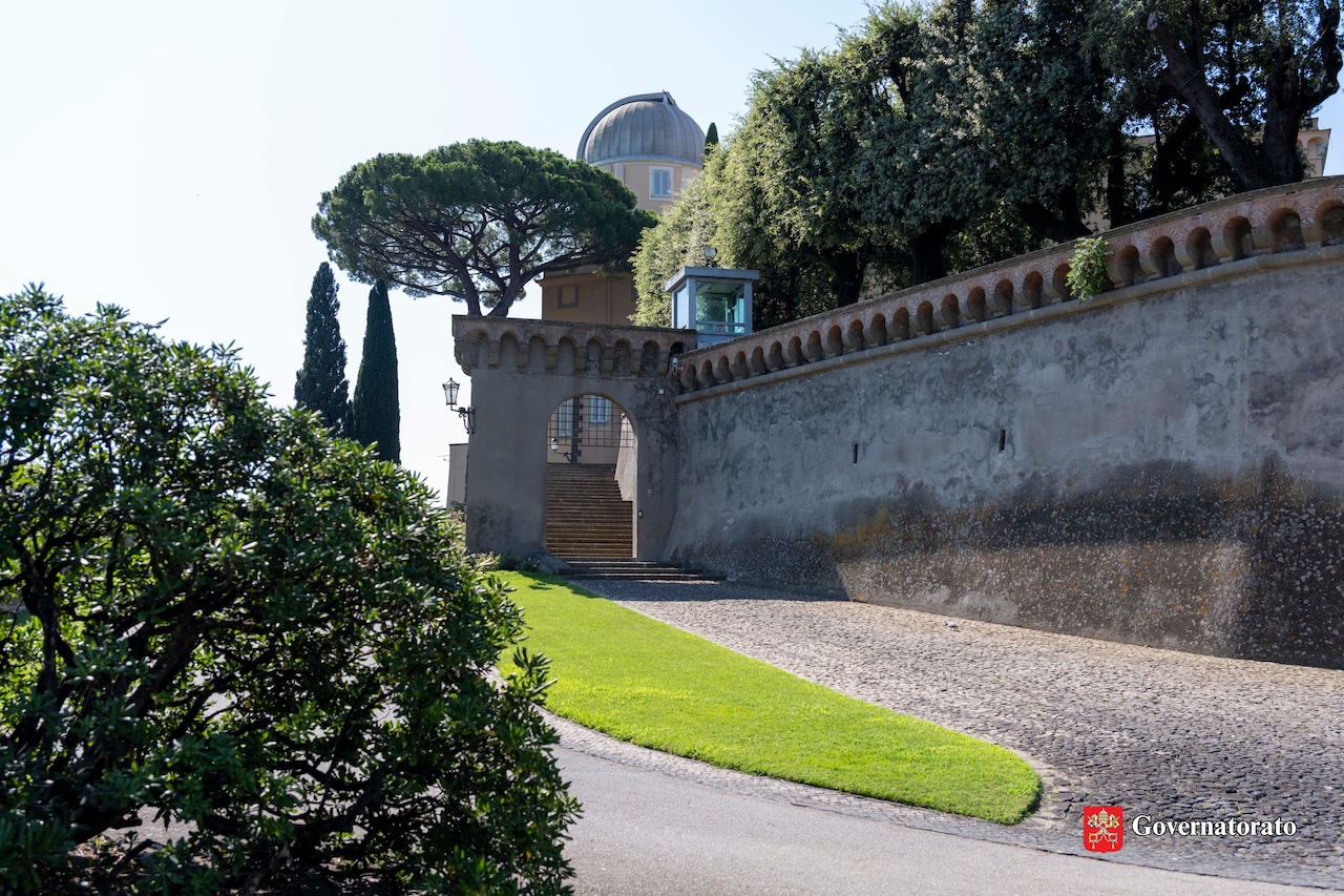 Palazzo Apostolico e Giardino Segreto Visita guidata per Gruppi privati (1-30 pax)