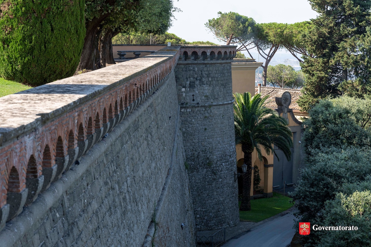 Palazzo Apostolico e Giardino Segreto Reparti chiusi (1-15 pax)