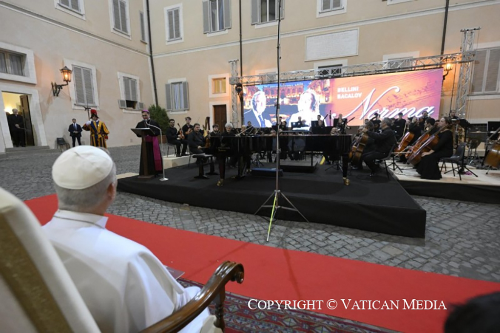 Nel Cortile del Palazzo Apostolico di Castel Gandolfo Concerto in onore di Papa Leone XIV